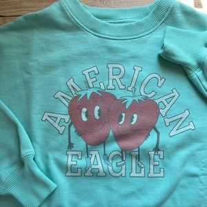 AE Oversized Crew Neck Green Strawberry Sweatshirt XS